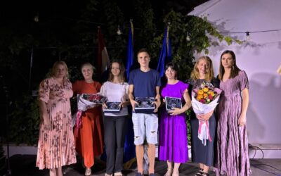 DODJELA NAGRADE “TIN I JA” VANJI MUŽARU U VRGORCU