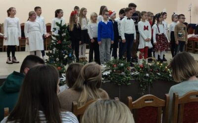 BOŽIĆNA PRIREDBA U PODRUČNOJ ŠKOLI ŠPIČKOVINA