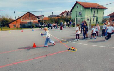 SPORTSKA UZBUĐENJA I VESELJE U PODRUČNOJ ŠKOLI: OBILJEŽILI SMO DJEČJI TJEDAN ŠTAFETNIM IGRAMA